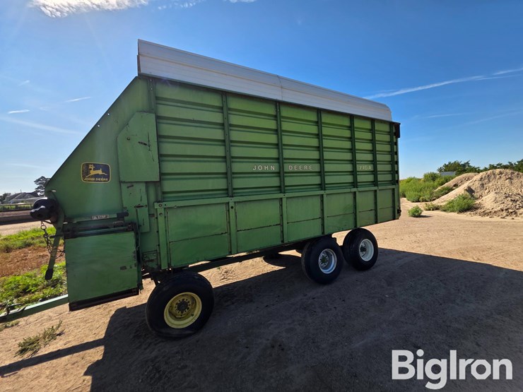 john-deere-716a-image-8
