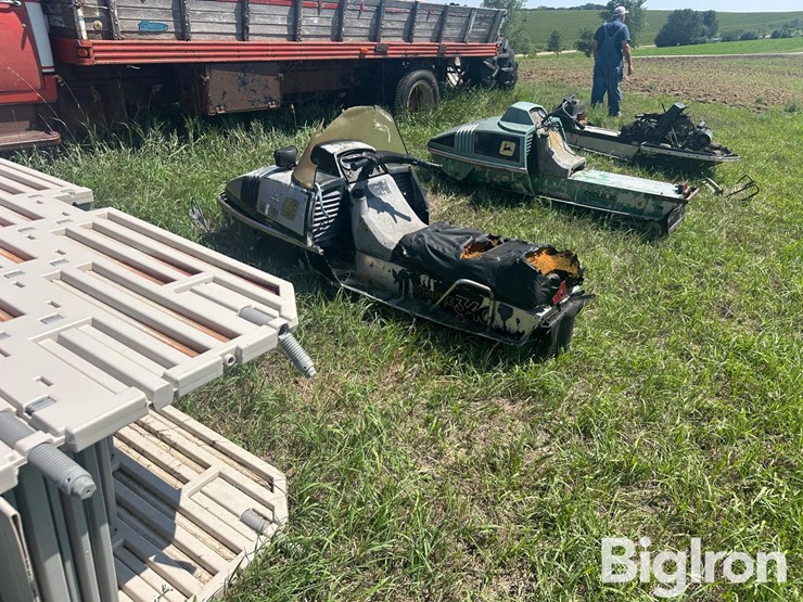 john-deere-340-image-5