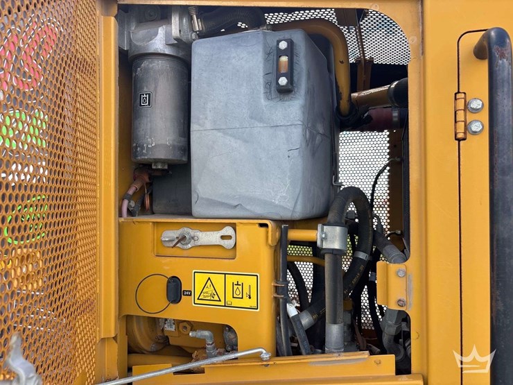 caterpillar-c6.6-image-11