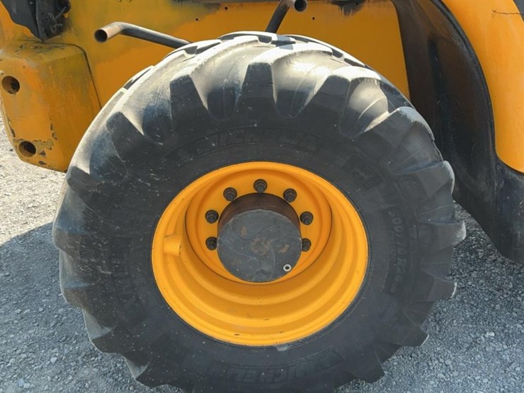 2012-jcb-550-image-57