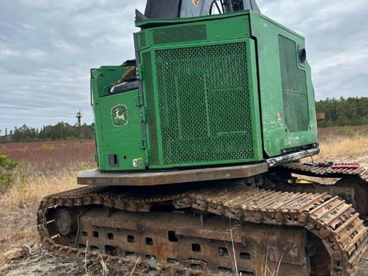 2019-deere-853m-image-11