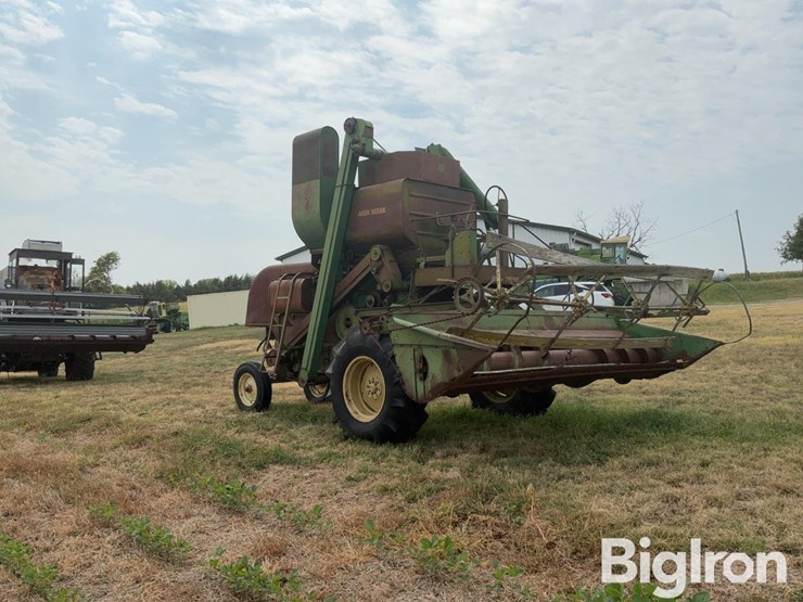 1954-john-deere-55-image-3