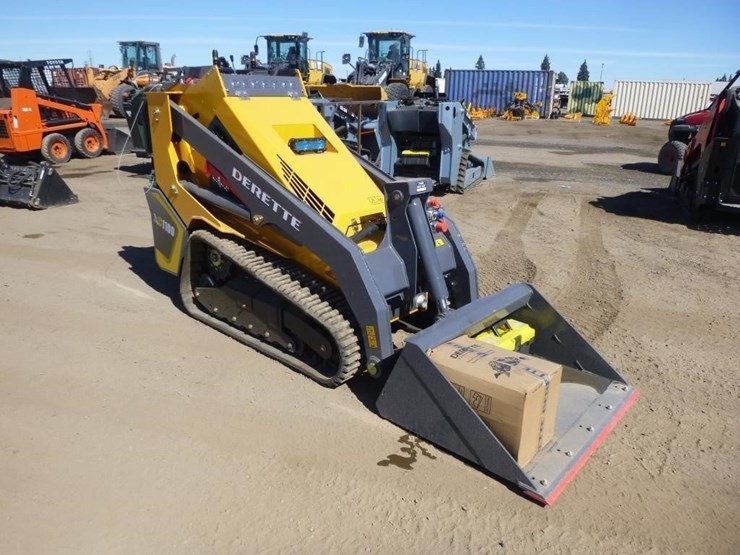 2026-derette-xc1100-skid-steer-track-loader-image-2
