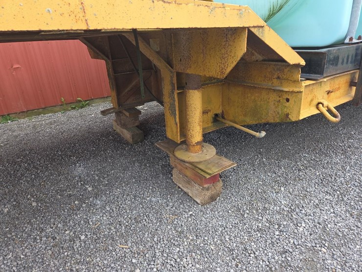 1953-rogers-lowboy-image-5