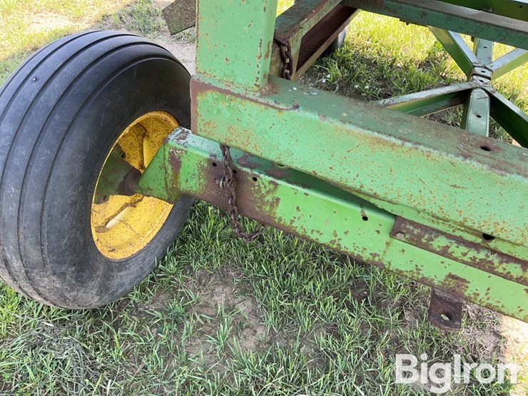 john-deere-1065-image-19
