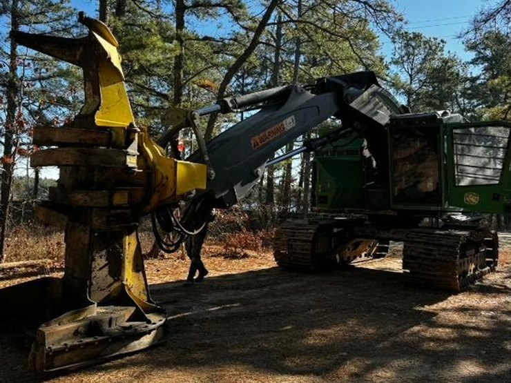 2019-deere-853m-image-3