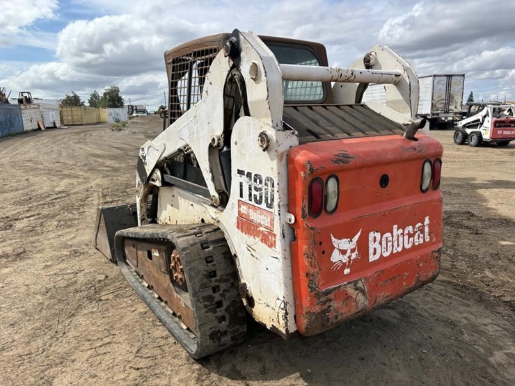 2007-bobcat-t190-image-4