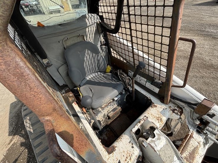 2000-bobcat-864-image-22