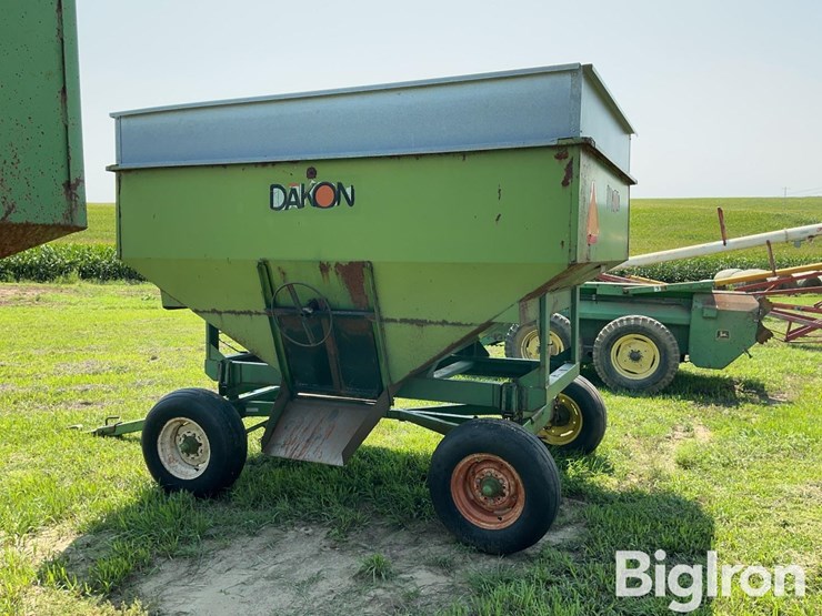 john-deere-1065-image-8