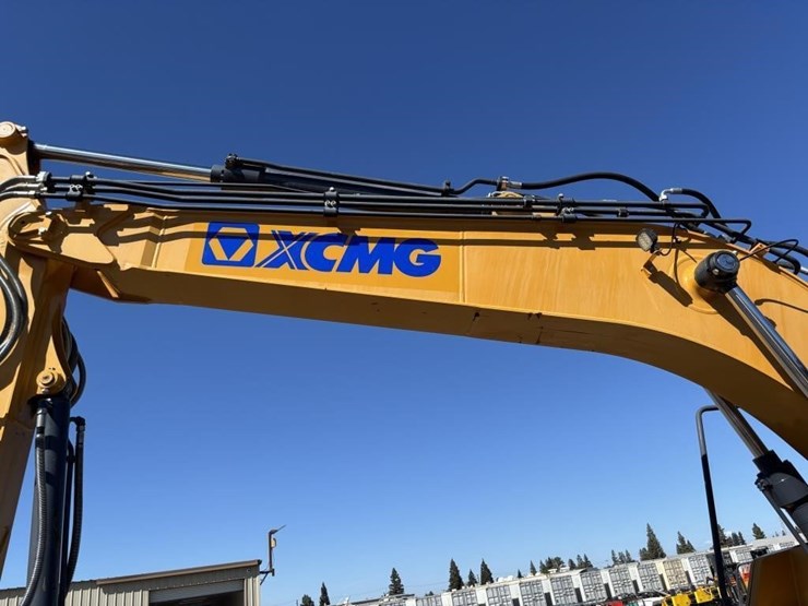 2023-xcmg-xe155ucr-hydraulic-excavator-image-18
