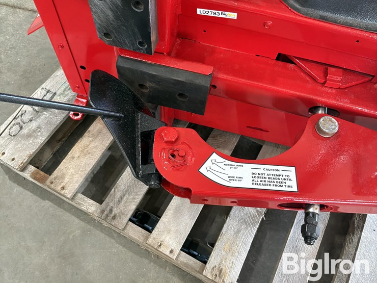 2026-massey-ferguson-730-image-20