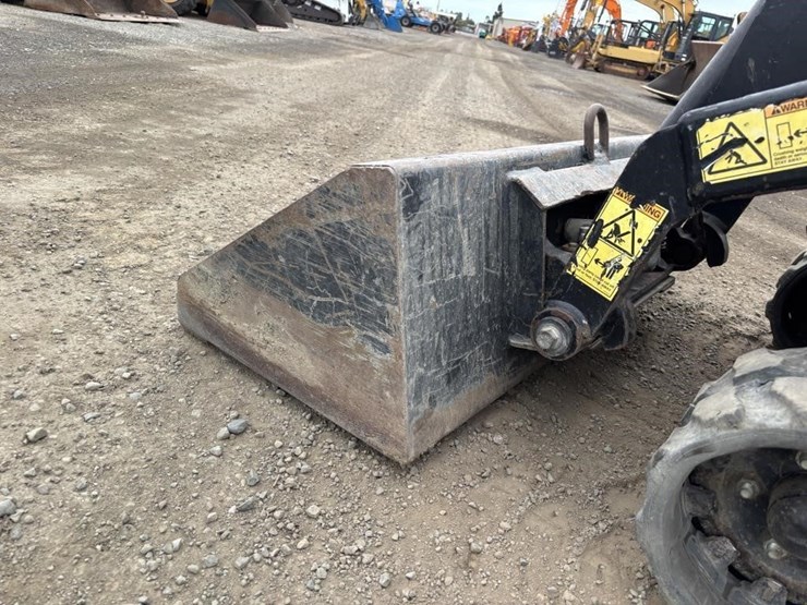 2016-ditch-witch-sk850-image-5