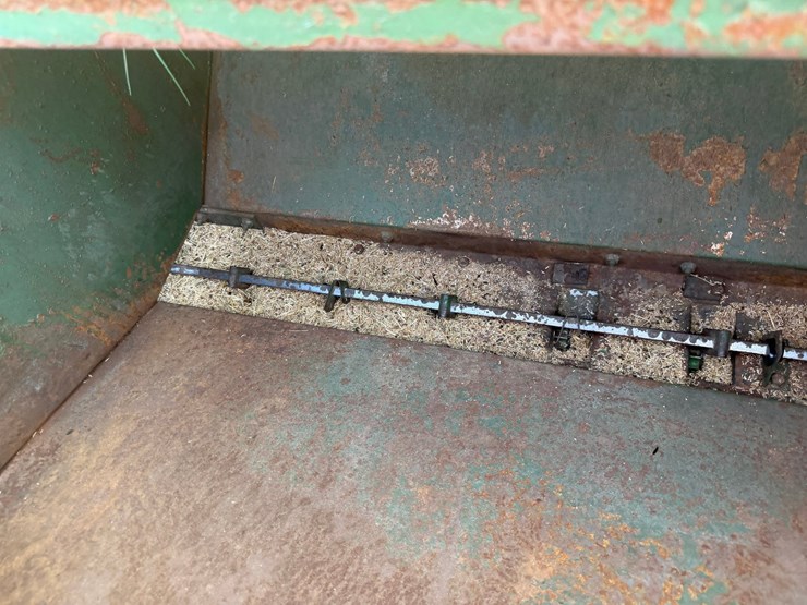 john-deere-8000-image-39