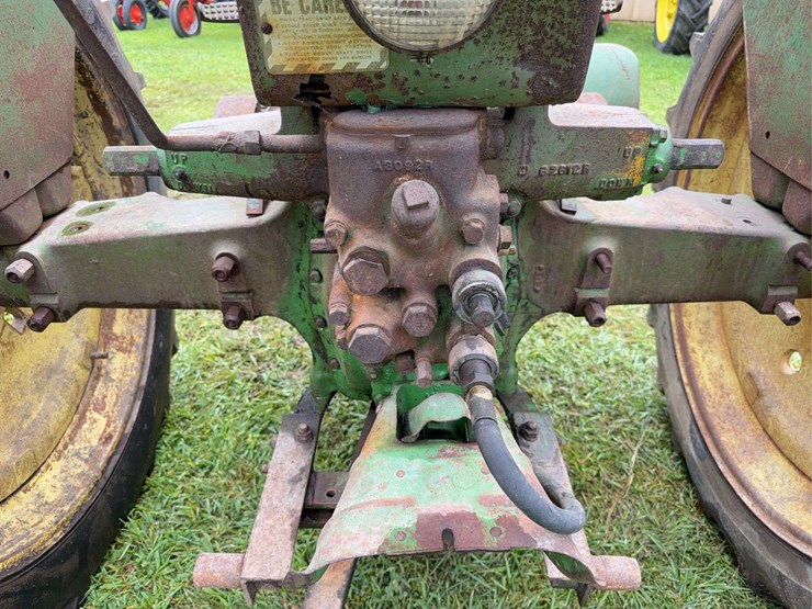 john-deere-b-image-32