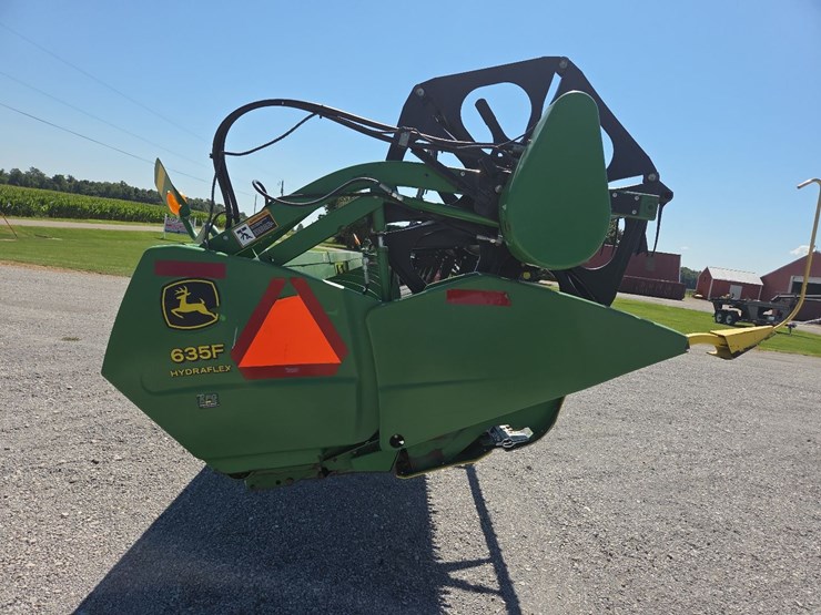 john-deere-635f-image-27