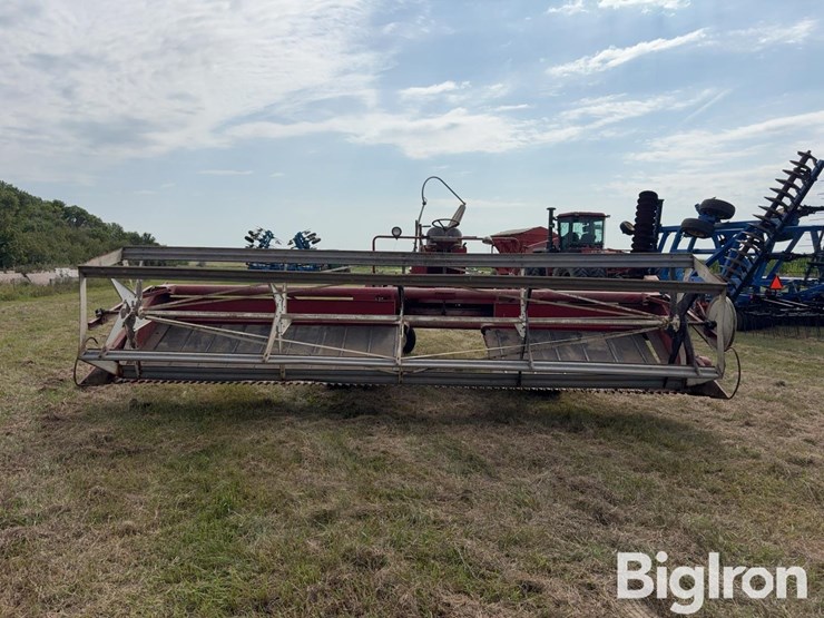 case-ih-ih4000-windrower/swather-image-2