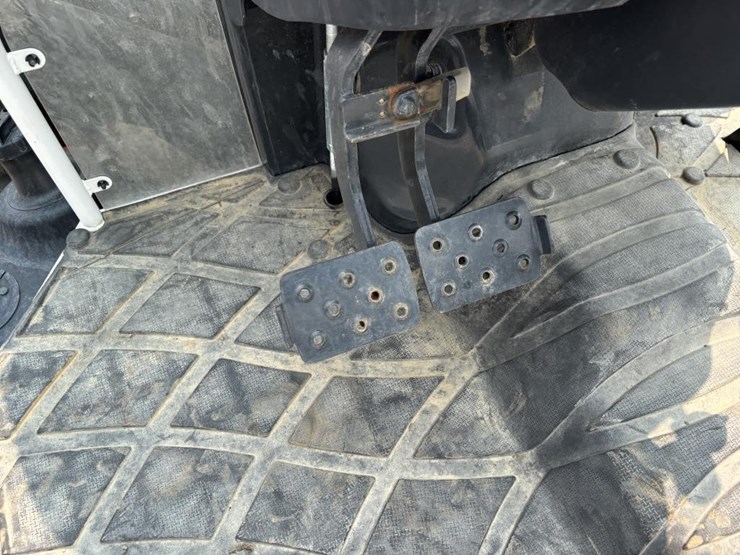 bobcat-ct4045-image-37