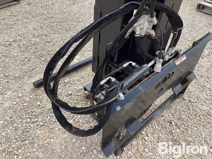 danuser-sm40-skid-steer-post-driver-image-18