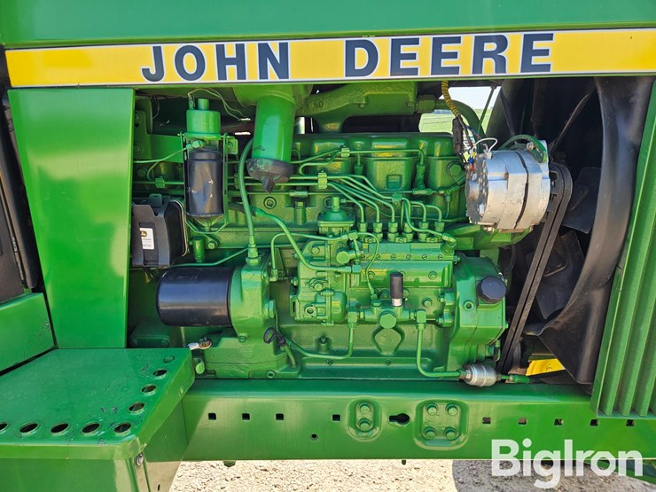 1983-john-deere-4450-image-16