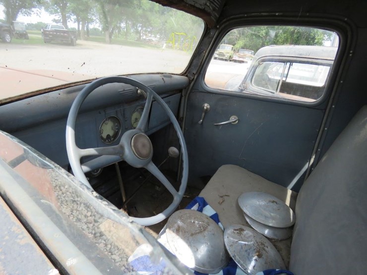 1938-plymouth-pt-57-pickup-image-9