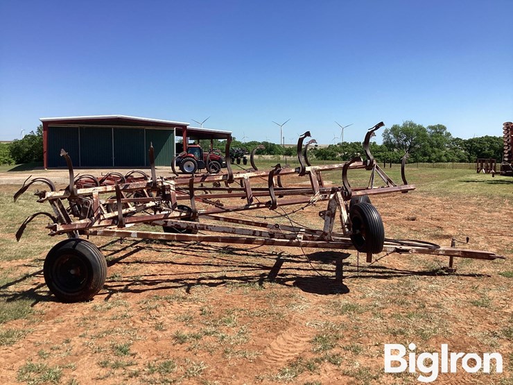 nh3-40’-anhydrous-knife-applicator-image-4