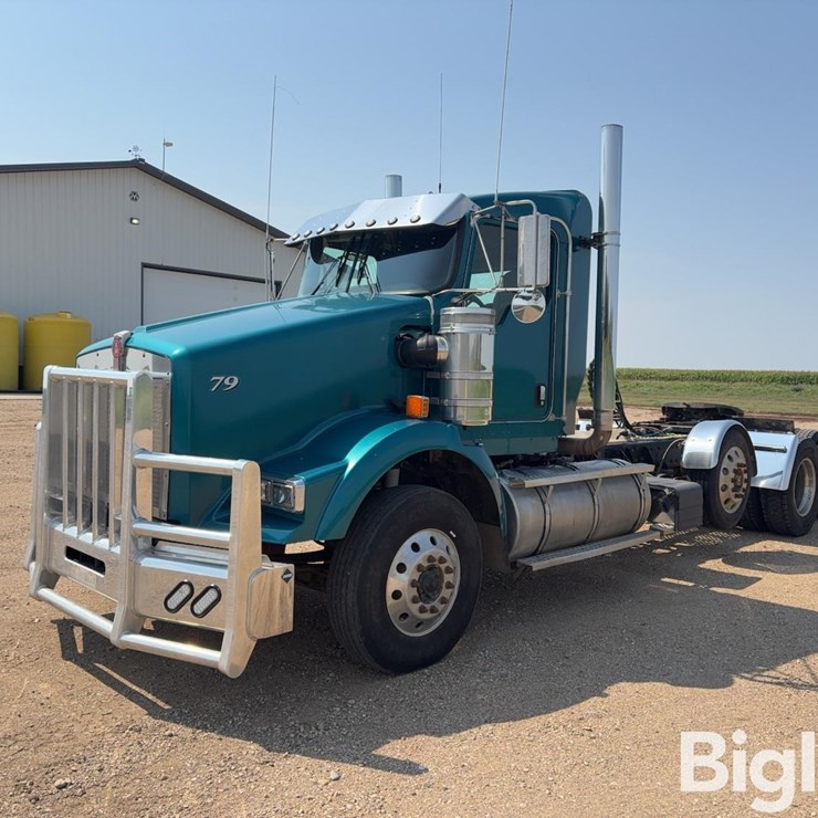 2010 KENWORTH T800