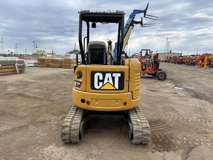 2015-caterpillar-303e-hydraulic-excavator-image-8