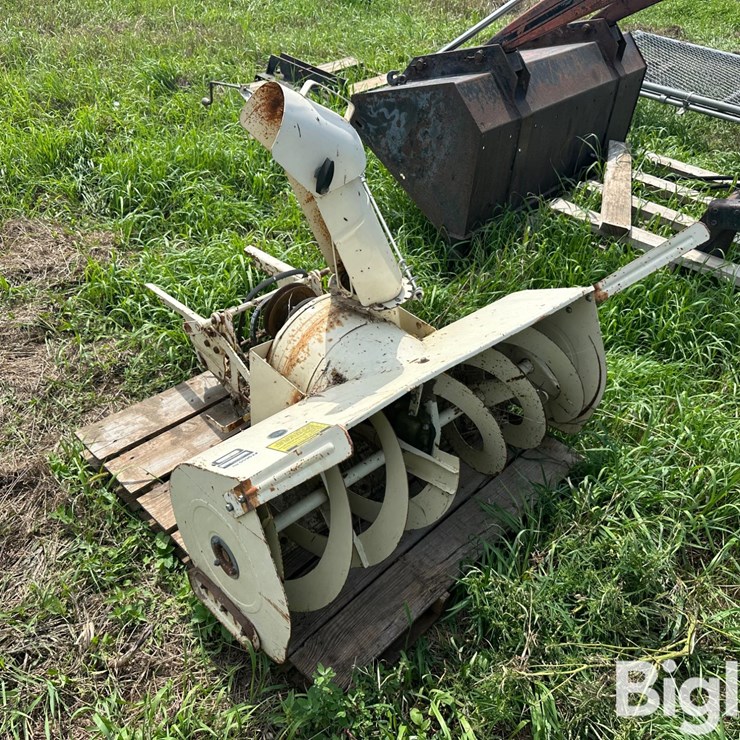 Cub Cadet 190-450 Snow Blower Attachment