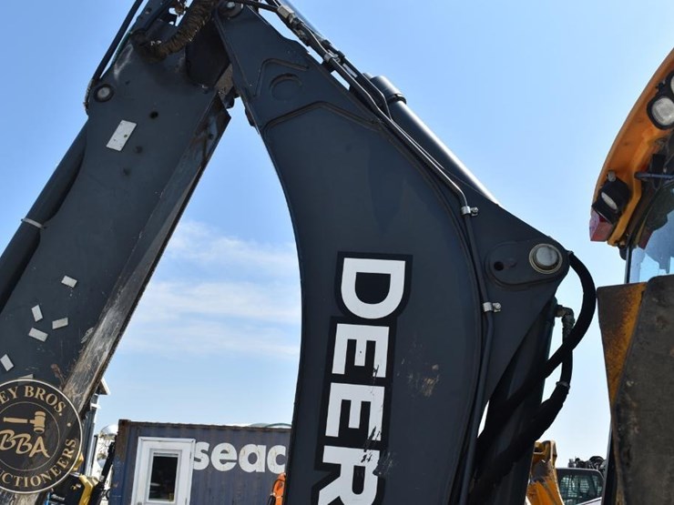 2015-deere-410k-image-37