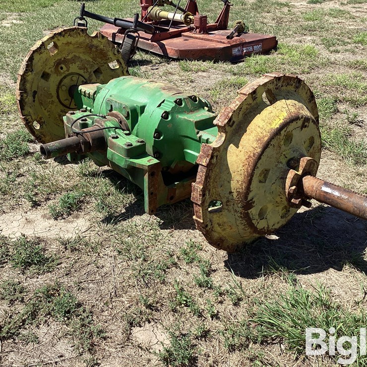 JOHN DEERE 8630