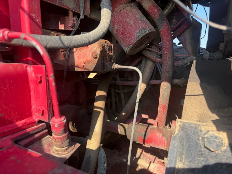 1983-massey-ferguson-4880-image-63