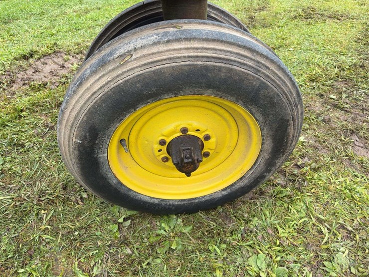 john-deere-b-image-16