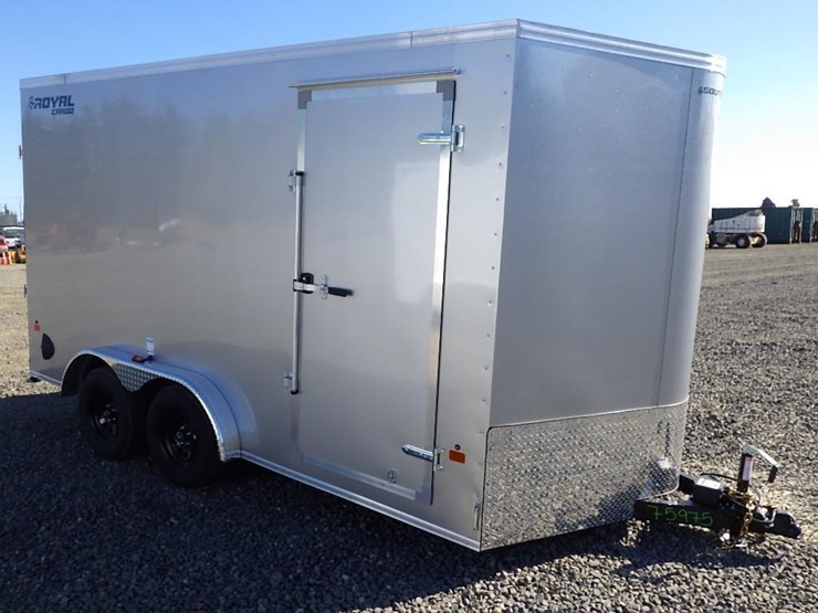 2027-royal-lcht35-7.516v-86-t/a-enclosed-trailer-image-7