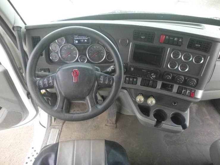 2020-kenworth-t680-image-20