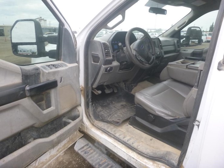 2019-ford-f350-image-10
