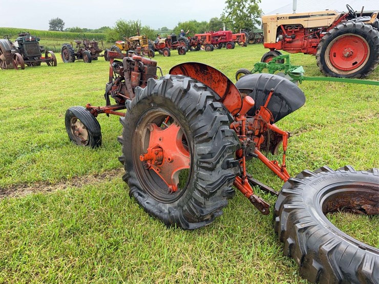 case-vac-parts-tractor-image-3