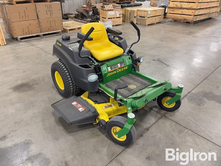 2014-john-deere-z425-image-3