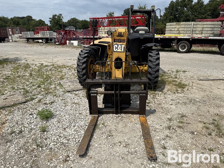 2005-caterpillar-th360b-image-2