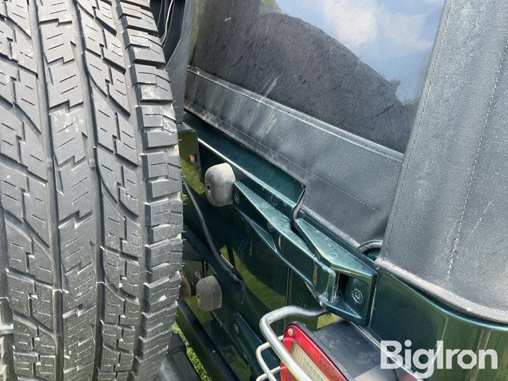 1999-jeep-wrangler-image-18