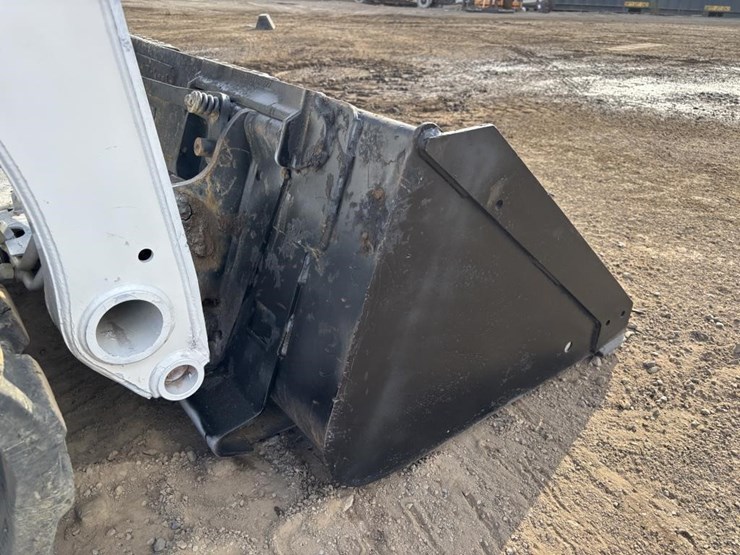 2020-bobcat-t450-image-12
