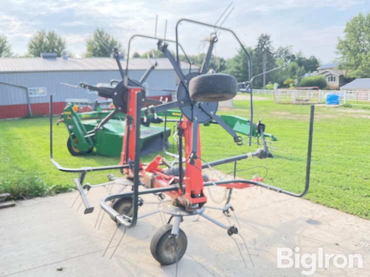 2015-kubota-te4052t-image-5