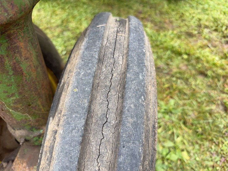 john-deere-b-image-14