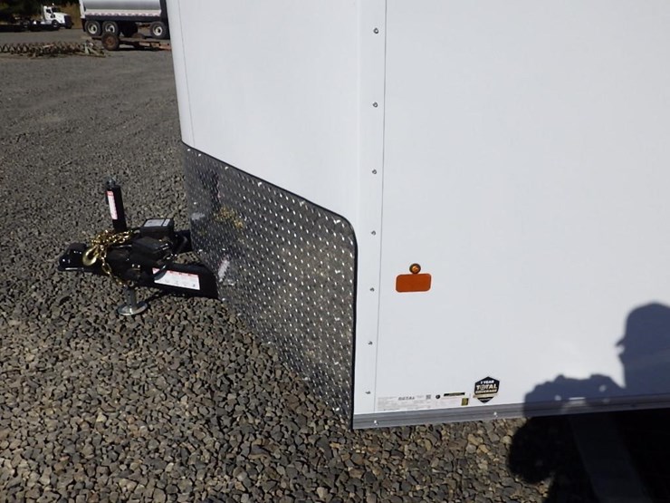 2027-royal-lcht35-7.516v-86-t/a-enclosed-trailer-image-24