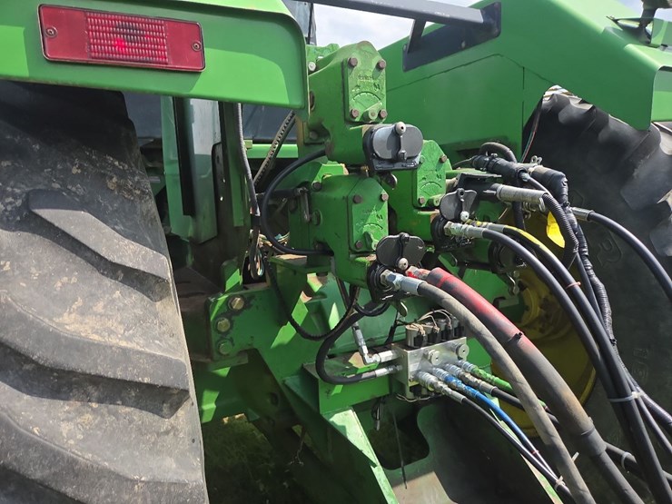 john-deere-8760-image-24