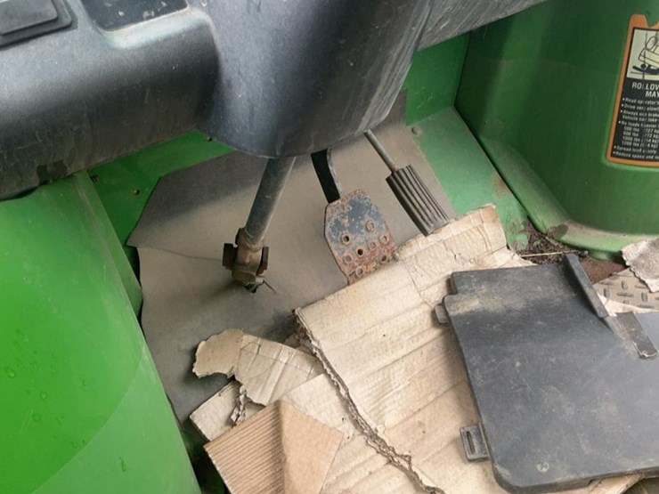 john-deere-gator-image-21