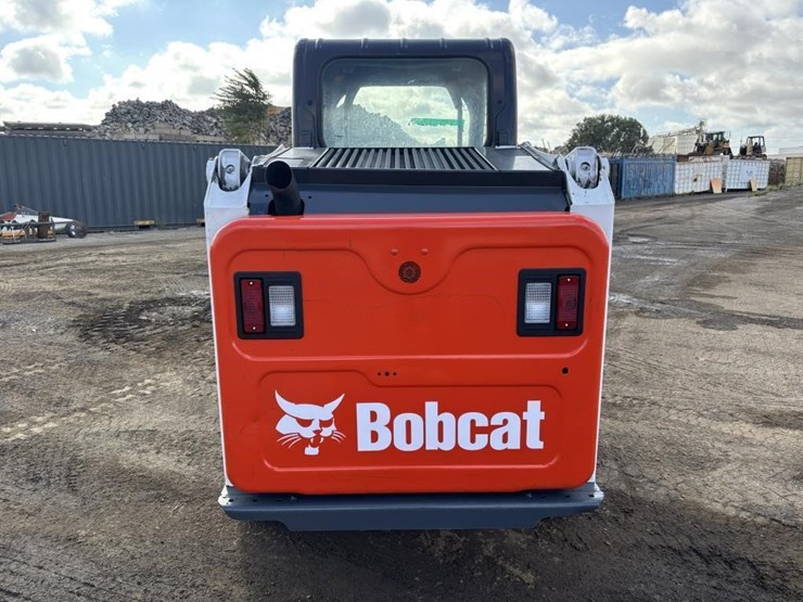 2020-bobcat-t450-image-8