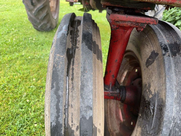 farmall-504-image-14