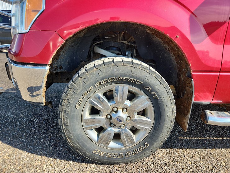 2010-ford-f150-xlt-image-12
