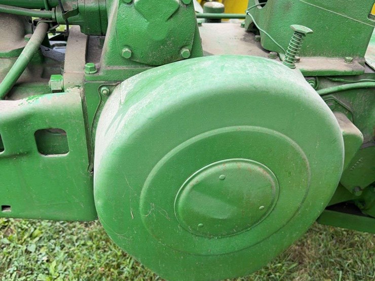 john-deere-b-image-38
