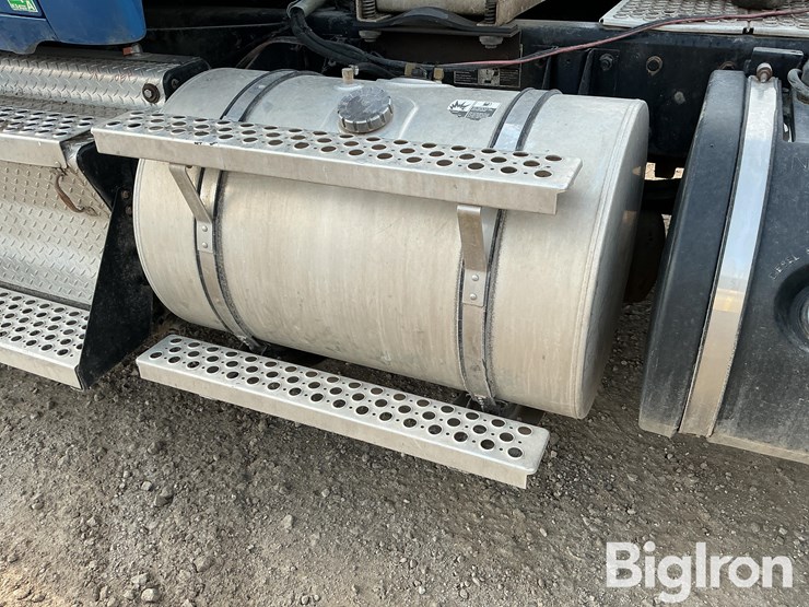 2019-kenworth-t880-image-9